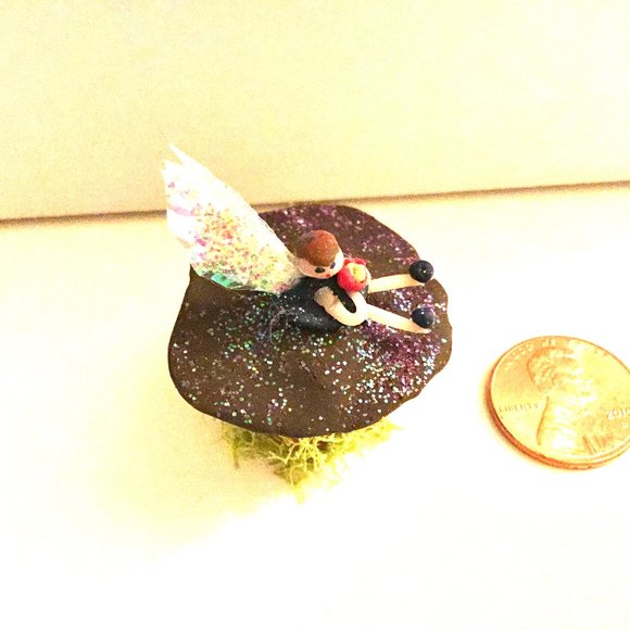 Mini Fairy Shroomie Magical Mushroom and Tiny Fairy Holding Flowers with Moss - Picture 5 of 7